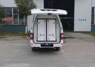金杯5立方藍(lán)牌冷藏車 藥品與食品運(yùn)輸?shù)睦硐脒x擇